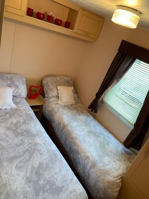 6 Berth Caravan On Sealands Site. Double Glazing Vila Ingoldmells Exterior foto